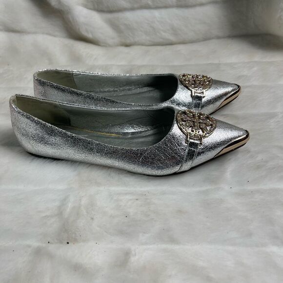 Herstyle Silver metallic flats pointed toe front buckle accent rhinestonesSZ9.5W - Picture 2 of 7